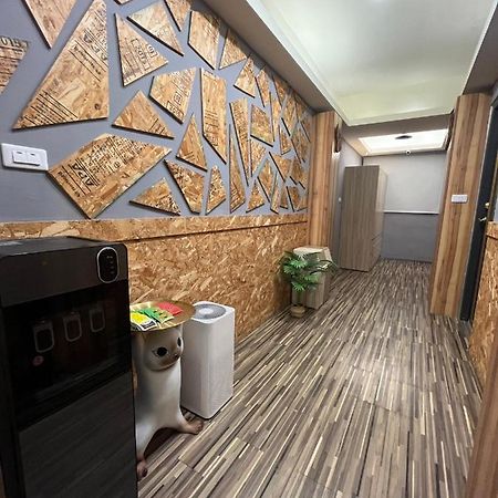 Fengchia Fun House Apartment ไถจง ภายนอก รูปภาพ