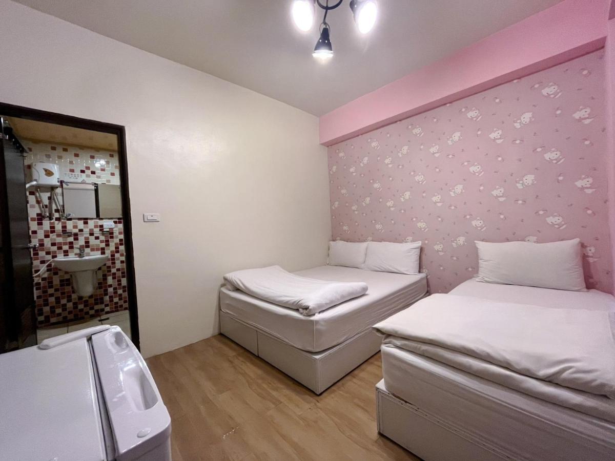 Fengchia Fun House Apartment ไถจง ภายนอก รูปภาพ